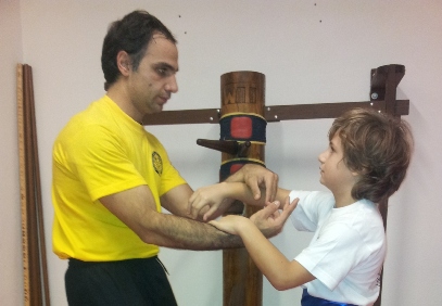 www.kungfuitalia.it kung fu academy scuola di arti marziali caserta italia di sifu salvatore mezzone imaa international martial arts alliance wing tjun tsun chun tai chi taijiquan qigong chi pilates mma muay thai bjj